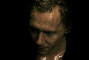10 Sexy Tom Hiddleston GIFS That Will Make You Fall in Love with Him (Again)