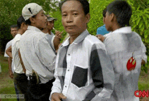 Este genio de la sensualidad enamorando a la cámara. | 17 Personas que piensan que la vida es una fiesta