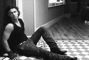 Hot Aidan Turner GIFs | POPSUGAR Celebrity