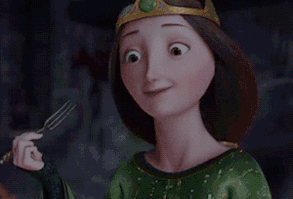 When someone cooks something for you that you don't like and you have to eat it to be polite but can't hide your disgust. | 19 Terrible Moments In The Life Of A Picky Eater