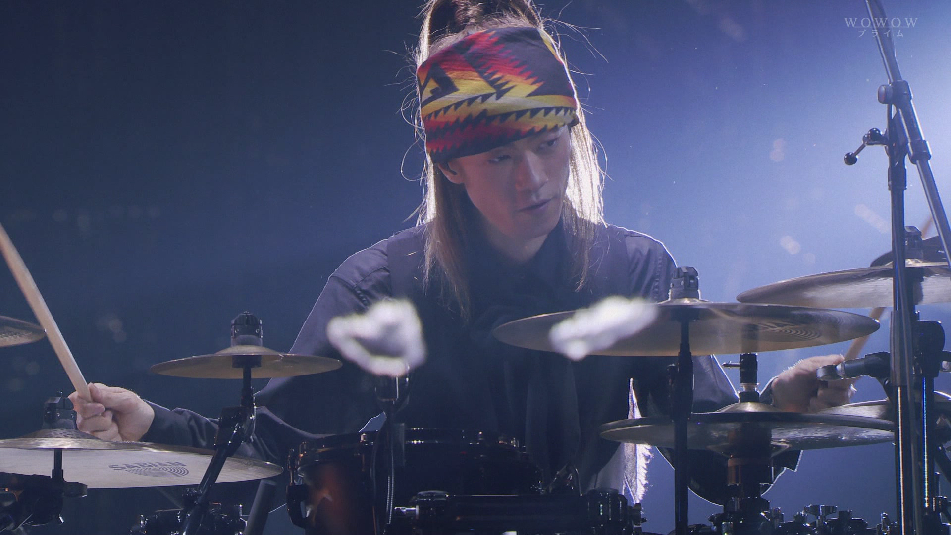 25th L'Anniversary With that white feather