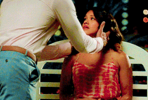 A part of her loves Rafael Solano, the father of her child.