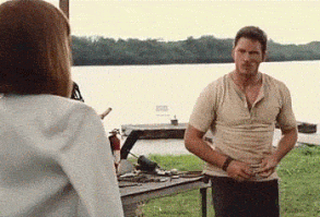 Chris Pratt in Tight T-Shirt in Jurassic World | GIFs | POPSUGAR Celebrity