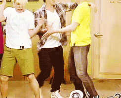 dancing donghae kyuhyun suju sungmin #gif from #giphy
