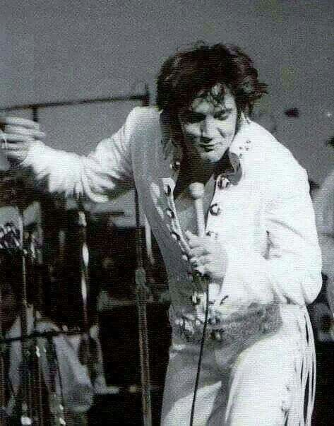 Elvis💕 Beautiful intensity !!