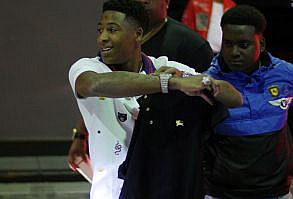 Follow @Mulatokiyaa for more 💛. |credits to original pinners|