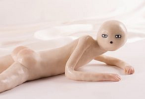 “Hi Stranger“ (You can look at my butt)