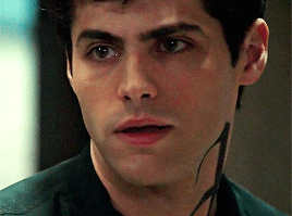 Magnus in Valentine's body trying to convince Alec he is Magnus and not Valentine.  Poor Alec is looking so pained and conflicted ...     (season 2, episode12) ...  shadowhunters, alexander 'alec' lightwood, the mortal instruments, matthew daddario