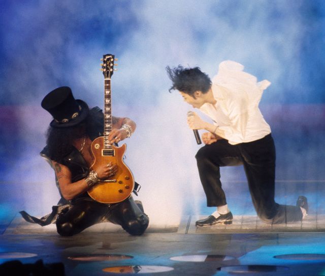 Michael Jackson in Pictures: Michael Jackson and Slash at the MTV Video Music Awards - 1995