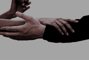 Gökyüzünde özgürce uçan bir kuş ve o gökyüzüne ateş eden bir savaşçın… #gençkurgu # Genç Kurgu # amreading # books # wattpad