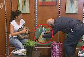 New post (TOP 10 Best Just For Laughs Gags Ever /Part 26) has been published on Prank Love - t.co/IvXp9GIulJ t.co/UijvNb1fHd