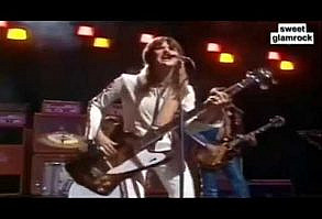 Suzi Quatro - Singing With Angels - YouTube