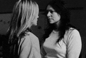 The 5 Hottest Relationships On 'Orange Is The New Black'