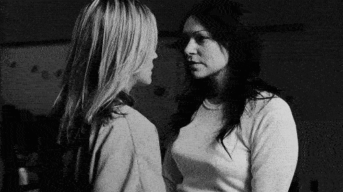 The 5 Hottest Relationships On 'Orange Is The New Black'