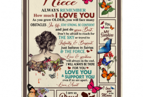 The fleece blanket features a lightweight, pill-free microfiber fleece that is not only supremely soft, but warm and cozy.