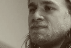 Pin for Later: 38 Sexy Reasons We Miss Charlie Hunnam on Sons of Anarchy When he just can't not make out with Tara. The jealousy is real.