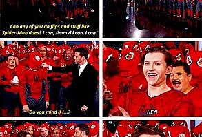 His face in the last pic tho I screenshot the gif at the perfect time