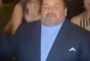 when i bought the twilight saga on apple tv😭😩🤚 [Video] | Funny short videos, Instagram funny, Funny reaction pictures