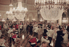 تتحدث عن شارلوت فتاة نبيلة صغيرة في السن ترسلها عائلتها إلى القصر لتص… #التاريخية # التاريخية # amreading # books # wattpad