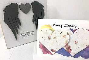 A touching way to let someone who has lost a loved one know that you care. A lasting memorial to keep close to their heart. 5x5.5 inch wooden block painted white, raised rustic angel wings and heart gray Gift Card with plantable heart seed paper © 2011-2021 All rights reserved. All products, images, and styling are copyrighted and intellectual property of personalizedproduction,(wordsofwisdomNH) https://www.etsy.com/shop/WordsofWisdomNH