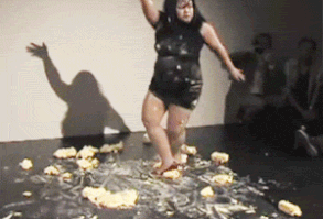 24 Absolutely Unexplainable GIFs. I cannot control my laughter. Watch them. all