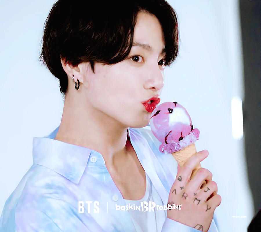 99F7B6435F33AF3A2F9734 (900×800) | gif, bts y jungkook