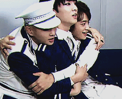 Onew, Key, & Minho (SHINee). I don't know what's going on here, but I like it. (.gif set).