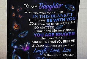 The fleece blanket features a lightweight, pill-free microfiber fleece that is not only supremely soft, but warm and cozy.