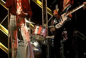 Imágenes, GIF, Teorías, Edits, Fanfics y más sobre este hermoso shipp… #detodo # De Todo # amreading # books # wattpad