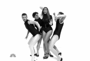 We feel...like a spank is in order. #refinery29 www.refinery29.co...