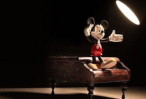 Disney plant den Schritt ins Metaverse und will eigene digitale Themenwelten erschaffen. Das geht aus einer internen E-Mail sowie den aktuellen Personalplanungen des Unternehmens hervor. Der Unterhaltungskonzern würde sich damit in eine Liste von namhaften Unternehmen wie Apple, Meta und Microsoft einreihen.  Neben Vorreiter Meta sowie Apple und Microsoft erhebt nun auch Unterhaltungsunternehmen Disney Anspruch […] Der Beitrag Disney will ins Metaverse und eigene digitale Themenwelten erschaffen von Fabian Peters erschien zuerst auf B