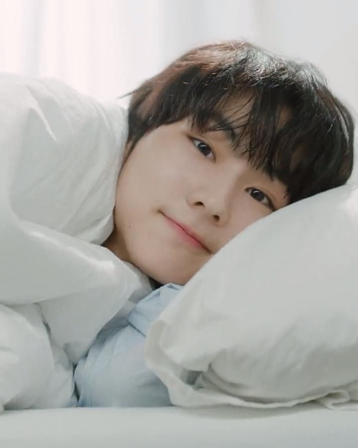 March 27, 2022 | 📝 [AbibXENHYPEN] Day time with Abib & JUNGWON Heartleaf foam: ENHYPEN's pick on daily replenishing soothing care! Hypoallergenic gentle care Mild acidic acne cleanser, Heartleaf foam #Enhypen #엔하이픈 #kpop #bel