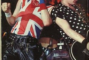 Efrat Hurwitz uploaded this image to 'music/Def Leppard'. See the album on Photobucket.