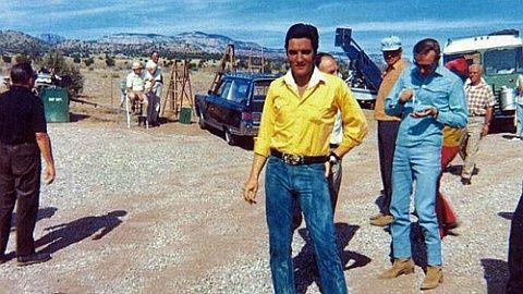 STAY AWAY JOE SET 1967