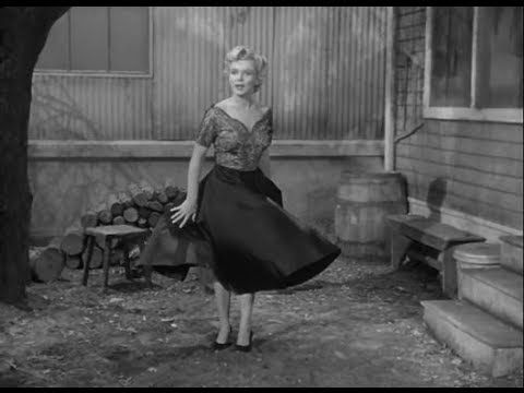 Marilyn Monroe And the Sexy Twirl - Clash By Night