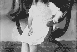 These are cool, Sossy Sassafras ! Old black and white photos come alive in disturbing ghostly GIFs