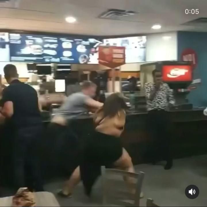 Pin by EeEe on Wichtig [Video] | Funny fights, Instagram funny videos, Instagram funny