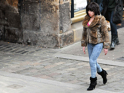 Meme of the week: Scarlett Johansson falling over.