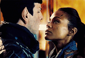 Pin for Later: The Best Movie Kisses of All Time Star Trek Spock (Zachary Quinto) and Uhura (Zoe Saldana) have an out-of-this-world kiss.