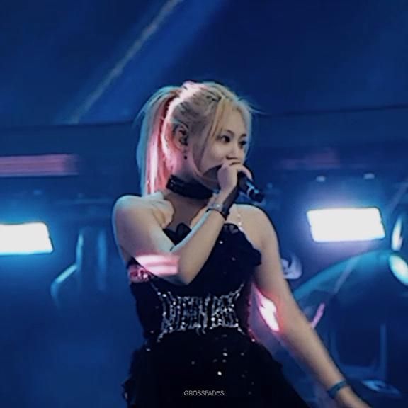 cr. grossfades on tiktok [ #ningning #ningyizhuo #coachella2022 ]