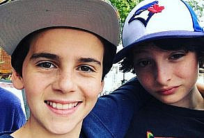 fotos y fanarts, todos los créditos a sus creadores. enjoy ♡ #detodo # De Todo # amreading # books # wattpad