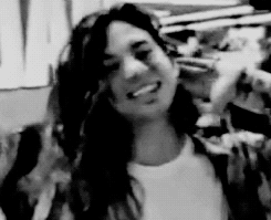 Eddie Vedder - a gif for when you're really wishing you could step into your time travel machine and travel back to 91-92.