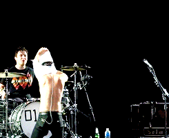 And um, he can totally take his shirt off like someone who professionally takes shirts off. Like, for a living. Professional shirt remover.