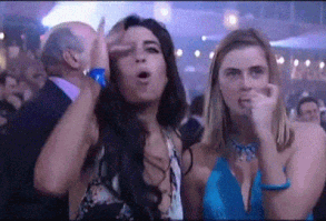 GIF scoperto da pin up galore. Scopri (e salva!) immagini e video anche tu su We Heart It