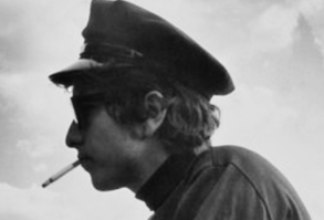 Anonymous said: You know that gif of Bob Dylan unzipping his trousers? Answer: ….i may know of it