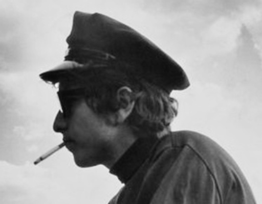 Anonymous said: You know that gif of Bob Dylan unzipping his trousers? Answer: ….i may know of it