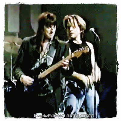 Jon Bon Jovi and Richie Sambora @loopyloujovi | Tumblr - “1992”