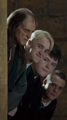 Идеи на тему «Draco» (32) в 2022 г | драко малфой, драко, том фелтон