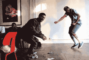 Düşünülenin Aksine Gece Duş Almanın Sabaha Oranla Daha Mantıklı Olduğunu Gösteren 16 Sebep