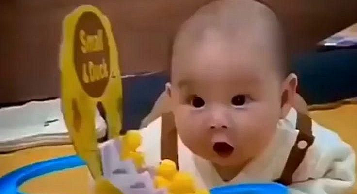 Safe Material: Made of ABS, the toy is non-toxic, eco-friendly, safe and durable. All parts are round and smooth without any sharp edge, which is safe for children.